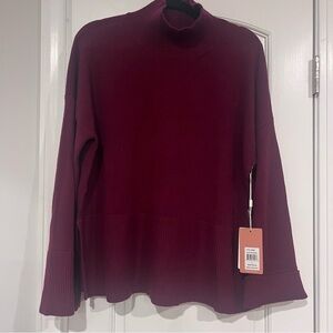 NWT Cyrus Burgundy Mock Neck Sweater Size L